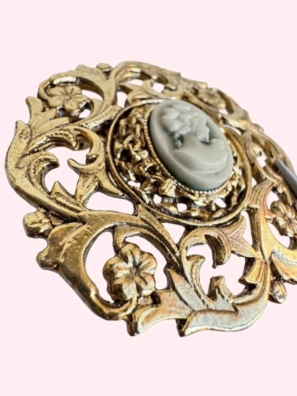 Vintage Resin Cameo Brooch Gold Tone Filigree Lady Portrait Pin Victorian Gift